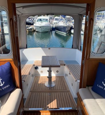 Aft cockpit and wheel house seating used during motor cruising courses